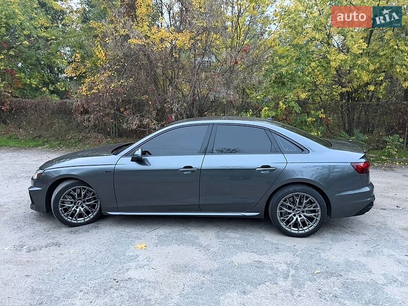 Седан Audi A4 2021 в Запорожье