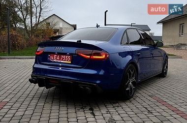 Седан Audi A4 2015 в Івано-Франково