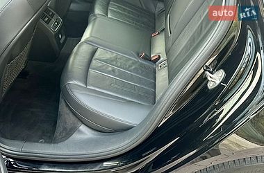 Седан Audi A4 2019 в Софиевской Борщаговке