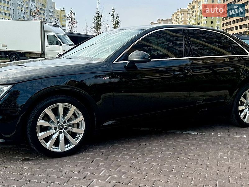 Седан Audi A4 2019 в Софиевской Борщаговке
