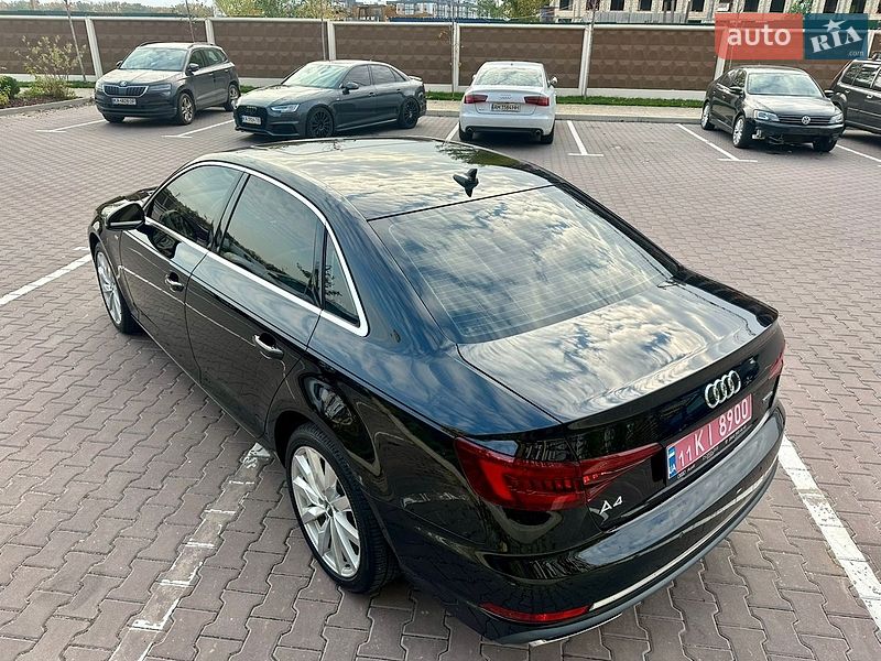 Седан Audi A4 2019 в Софиевской Борщаговке
