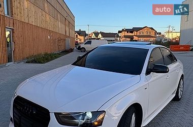 Седан Audi A4 2015 в Львові
