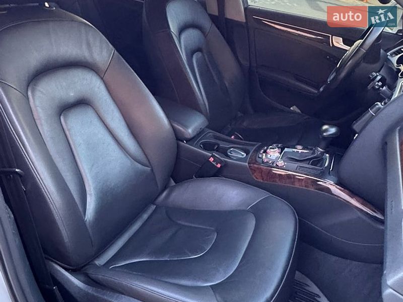 Седан Audi A4 2015 в Львові