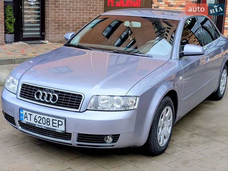 Седан Audi A4 2004 в Калуше