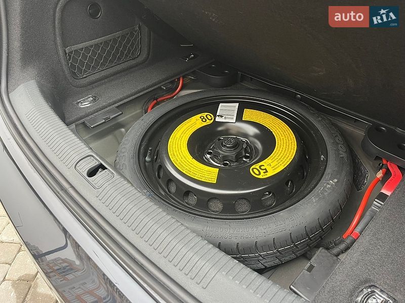 Седан Audi A4 2017 в Виннице