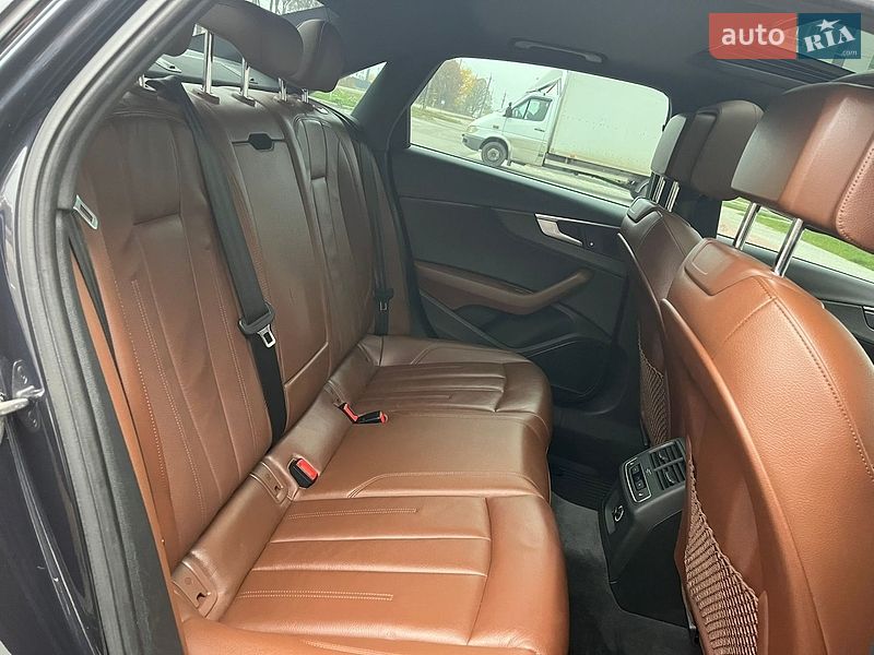 Седан Audi A4 2017 в Виннице