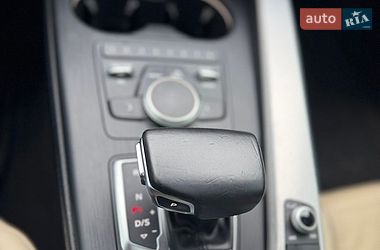 Седан Audi A4 2017 в Львові