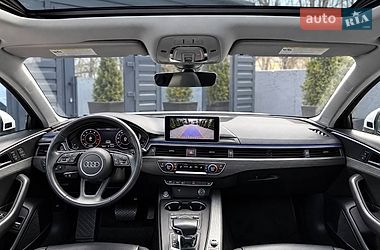 Седан Audi A4 2018 в Кропивницькому