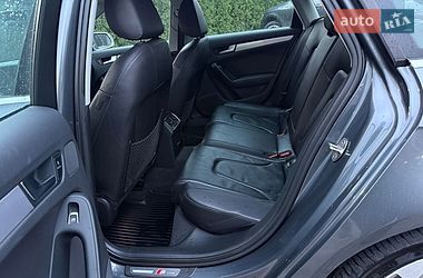 Седан Audi A4 2015 в Луцке