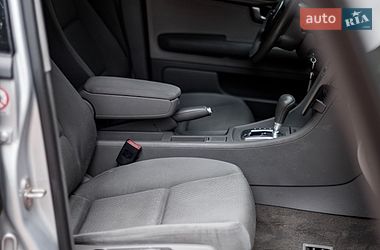 Універсал Audi A4 2001 в Бару