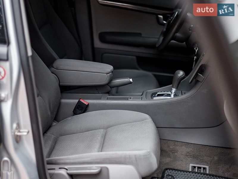 Універсал Audi A4 2001 в Бару