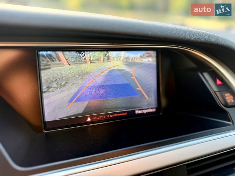 Седан Audi A4 2015 в Львове