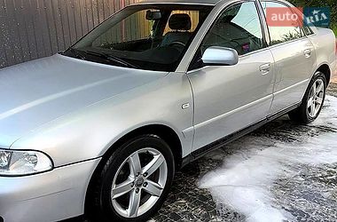 Седан Audi A4 1999 в Одесі