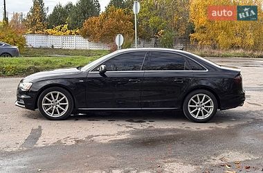 Седан Audi A4 2015 в Хмельницькому