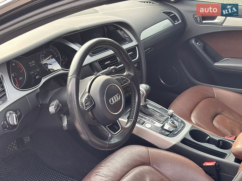 Седан Audi A4 2015 в Хмельницькому