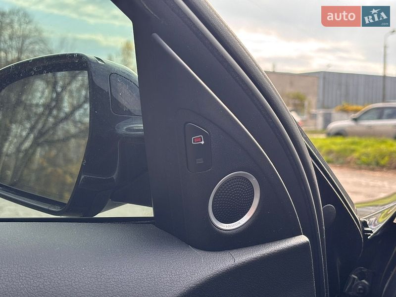 Седан Audi A4 2015 в Хмельницькому