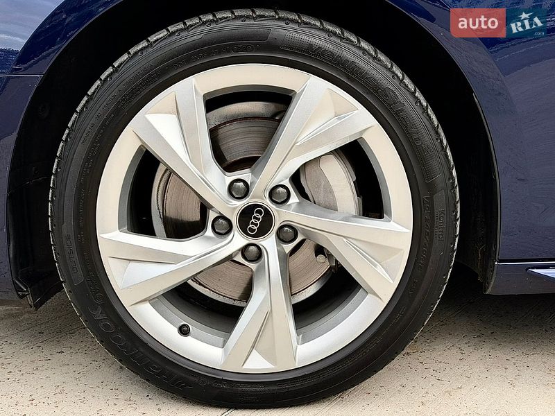 Седан Audi A4 2023 в Києві фото 16 Седан Audi A4 2023 в Києві