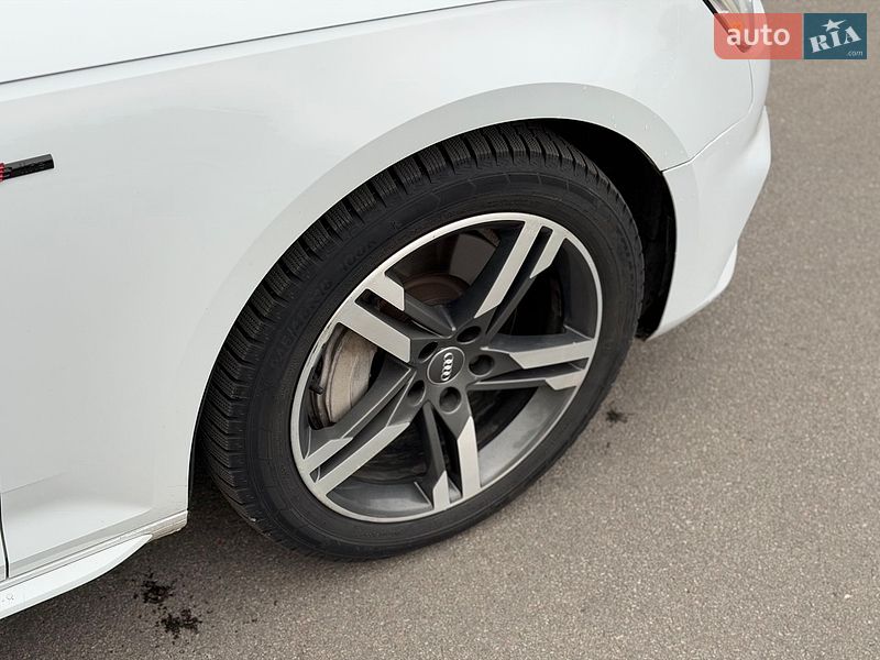 Седан Audi A4 2016 в Києві