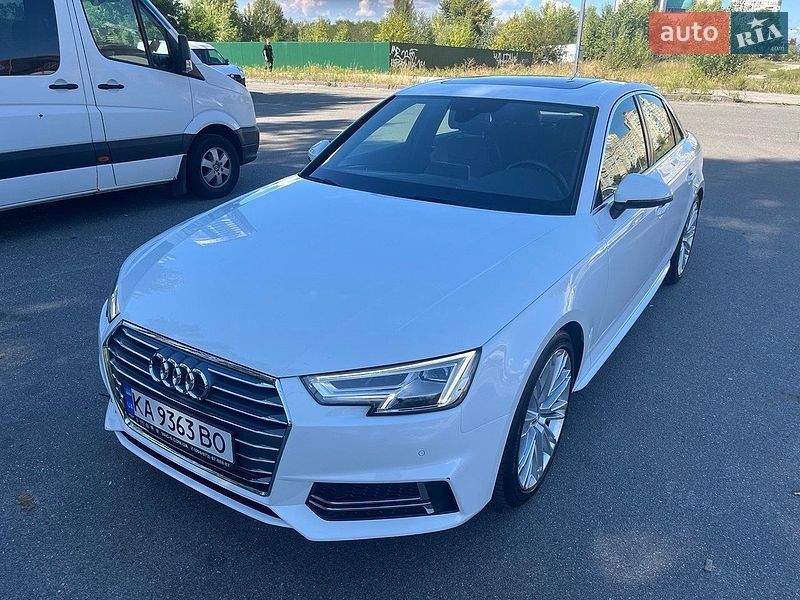 Седан Audi A4 2016 в Киеве