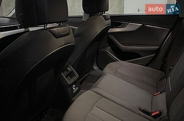 Седан Audi A4 2019 в Києві