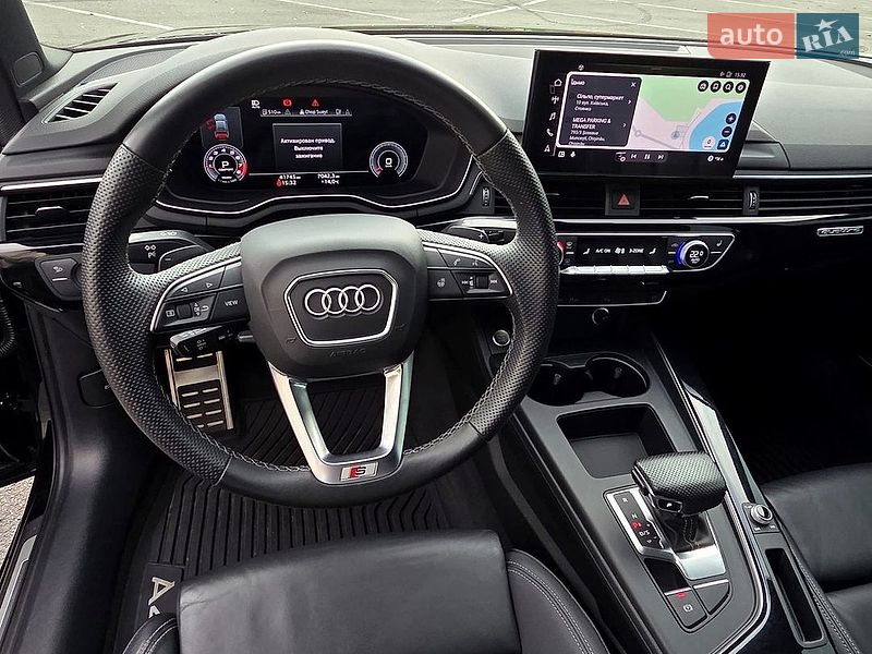 Седан Audi A4 2021 в Гостомеле