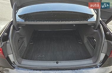 Седан Audi A4 2021 в Гостомеле
