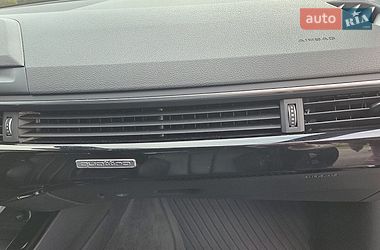 Седан Audi A4 2021 в Гостомеле