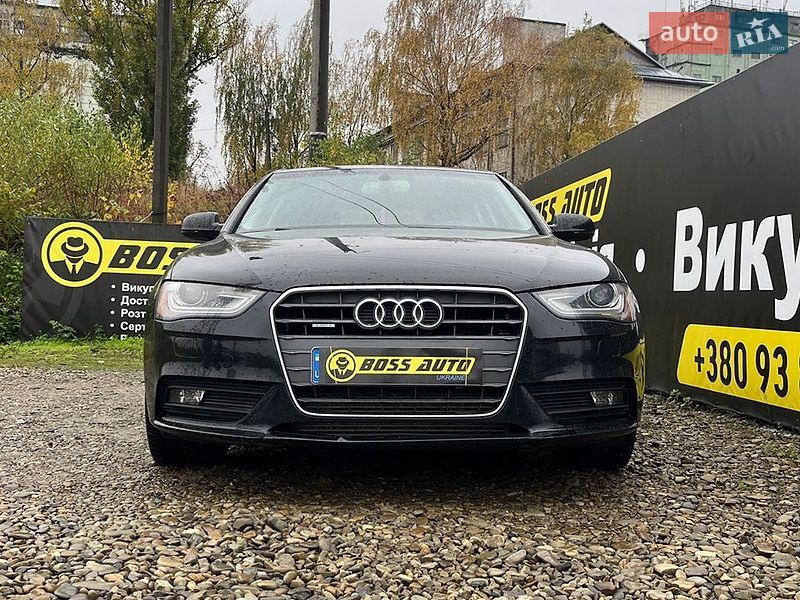 Седан Audi A4 2013 в Стрию