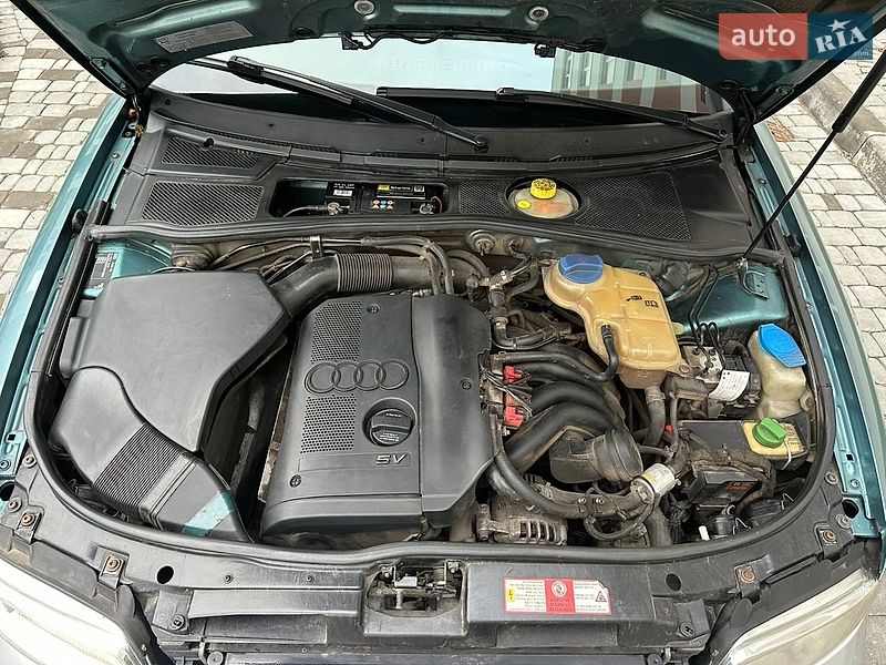 Седан Audi A4 1999 в Виннице