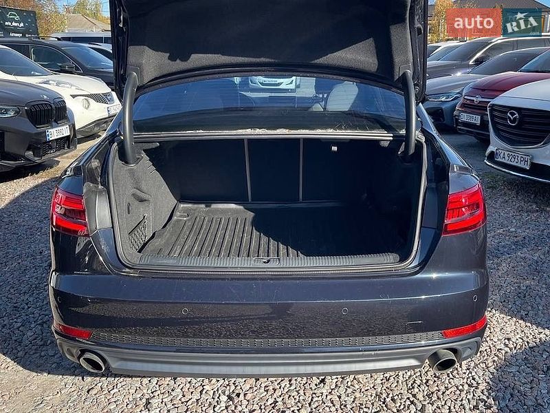 Седан Audi A4 2017 в Полтаве