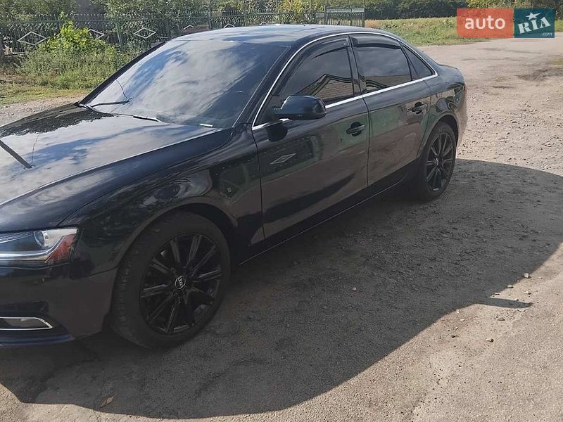 Седан Audi A4 2012 в Первомайске