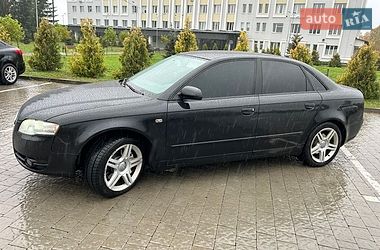 Седан Audi A4 2005 в Мостиске