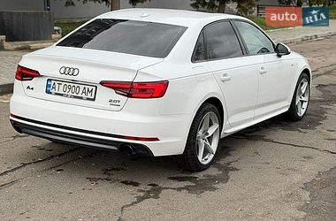 Седан Audi A4 2016 в Калуші