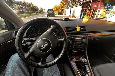 Седан Audi A4 2002 в Маневичах