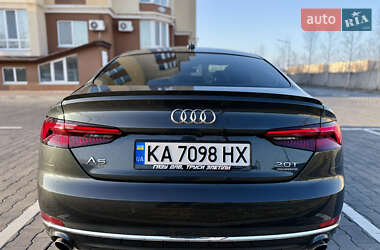 Лифтбек Audi A5 Sportback 2017 в 