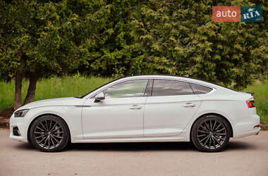 Лифтбек Audi A5 Sportback 2017 в 