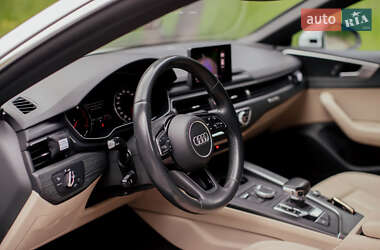 Лифтбек Audi A5 Sportback 2017 в 