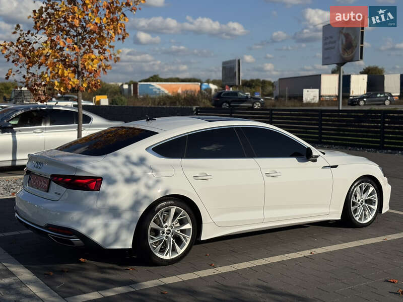 Лифтбек Audi A5 Sportback 2022 в Мукачево