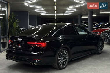 Лифтбек Audi A5 Sportback 2017 в 
