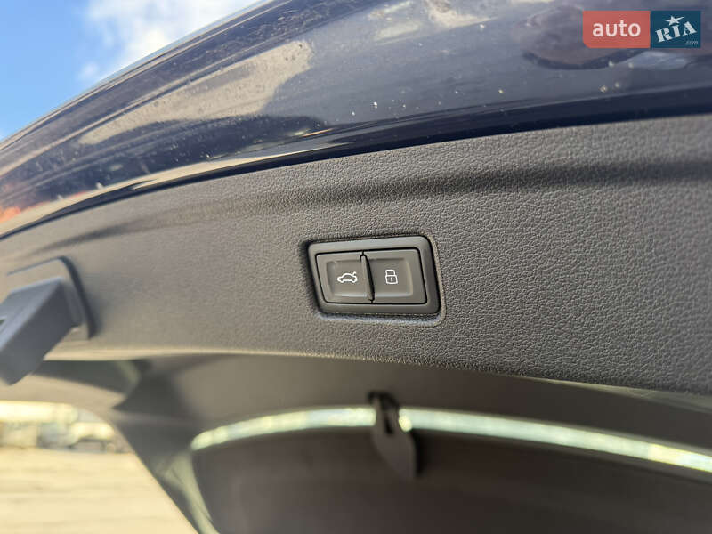 Лифтбек Audi A5 Sportback 2018 в Львове