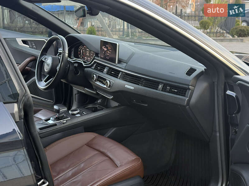 Лифтбек Audi A5 Sportback 2017 в Киверцах