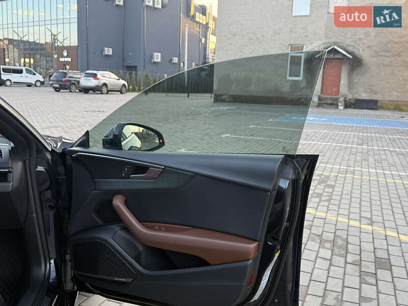 Лифтбек Audi A5 Sportback 2017 в Киверцах