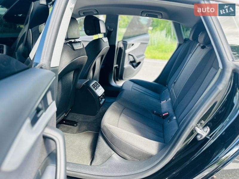 Ліфтбек Audi A5 Sportback 2020 в Ромнах