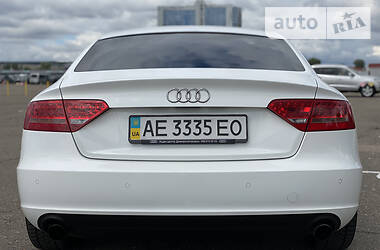 Седан Audi A5 2011 в Киеве