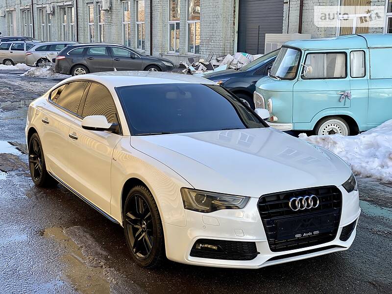 Лифтбек Audi A5 2014 в Киеве