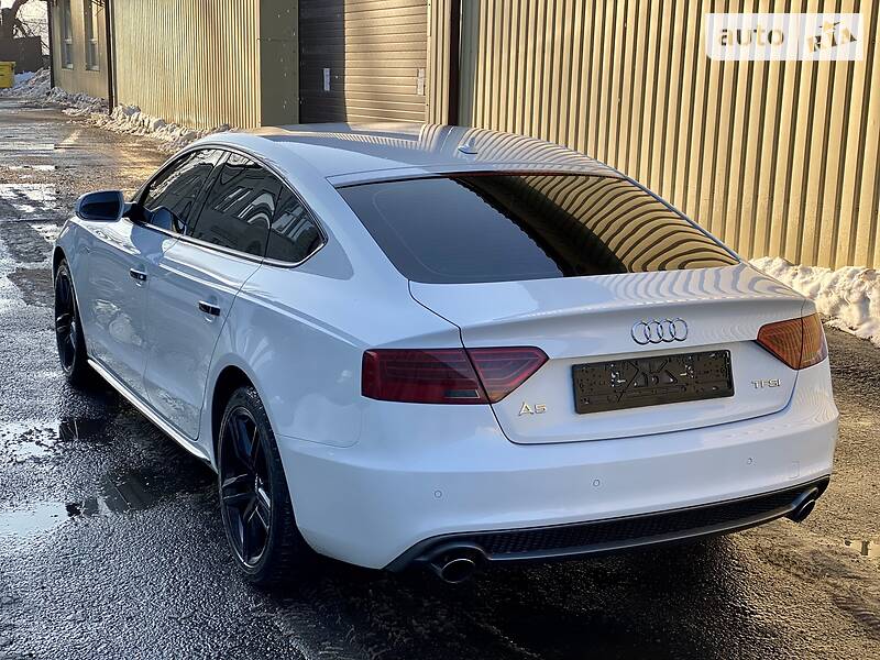 Лифтбек Audi A5 2014 в Киеве