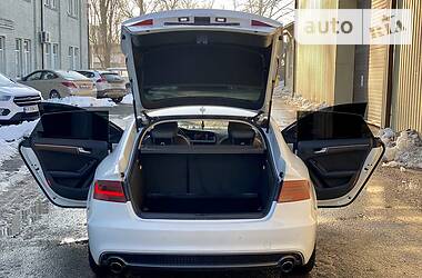 Лифтбек Audi A5 2014 в 