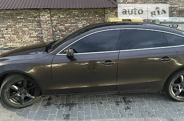 Седан Audi A5 2011 в Львове