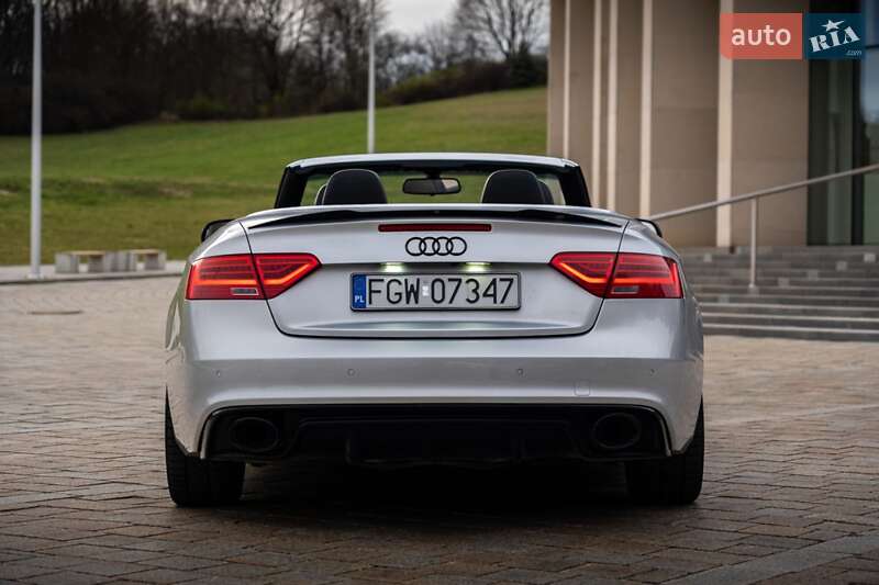 Кабриолет Audi A5 2011 в Киеве