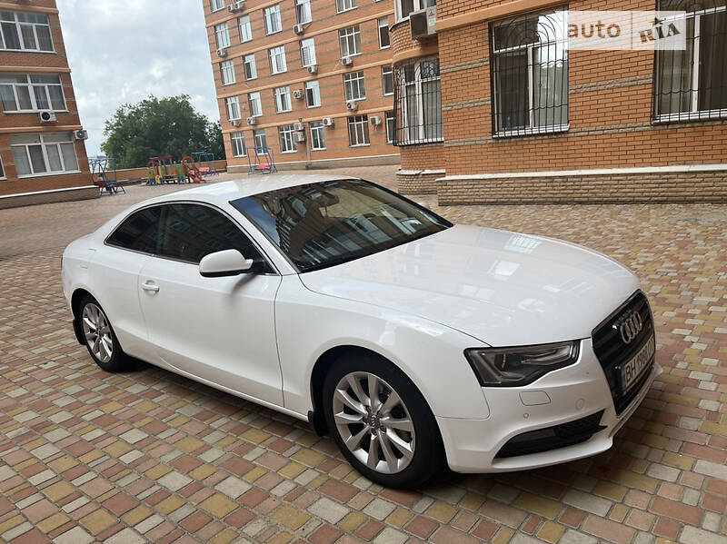 Купе Audi A5 2012 в 